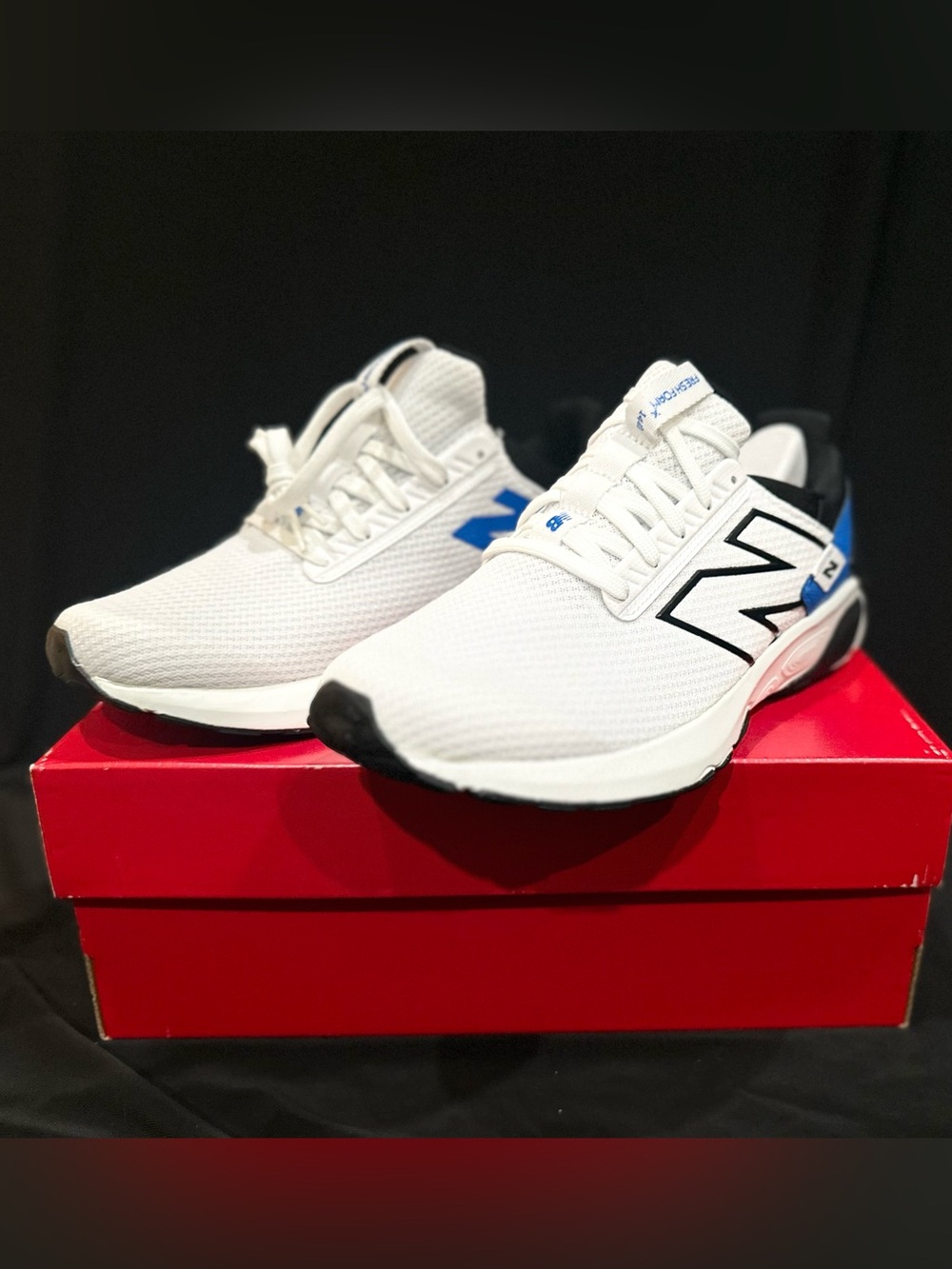 New Balance Fresh Foam X 1440 Men’s 10.5D white, blue, black NEW